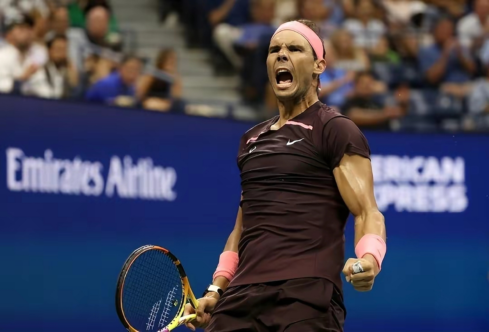 关于美国网球队鏖战英国网球队，纳达尔统治全场的信息