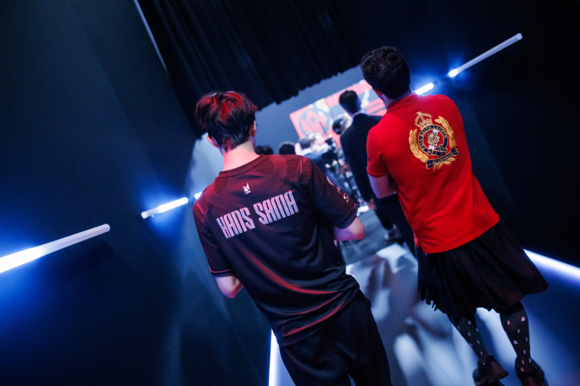 DFM鏖战WBG,Hanssama送出助攻 DFM鏖战WBG,Hanssama送出助攻