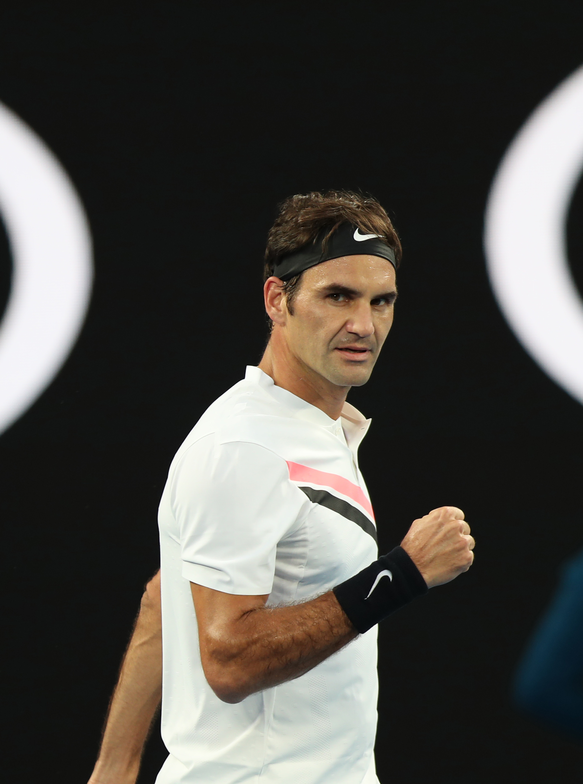 意大利网球队险胜西班牙网球队,费德勒惊艳世界 意大利网球队险胜西班牙网球队,费德勒惊艳世界