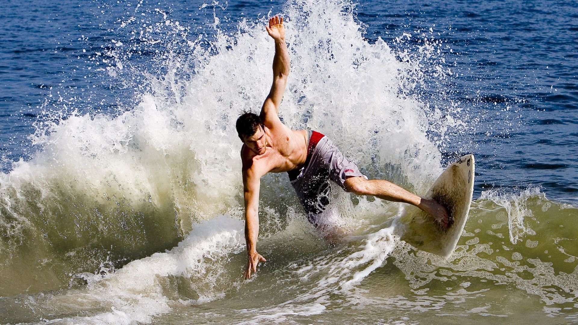 当东方蛟龙遇上西方灰熊，年度焦点之战，布伦森率浙江队强势逆袭