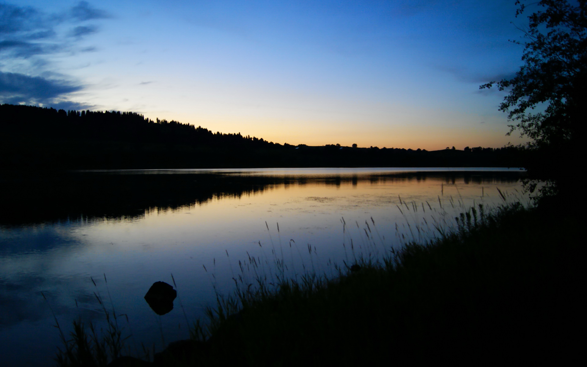 双线主宰,从绿茵到赛道,见证接管时刻的力量