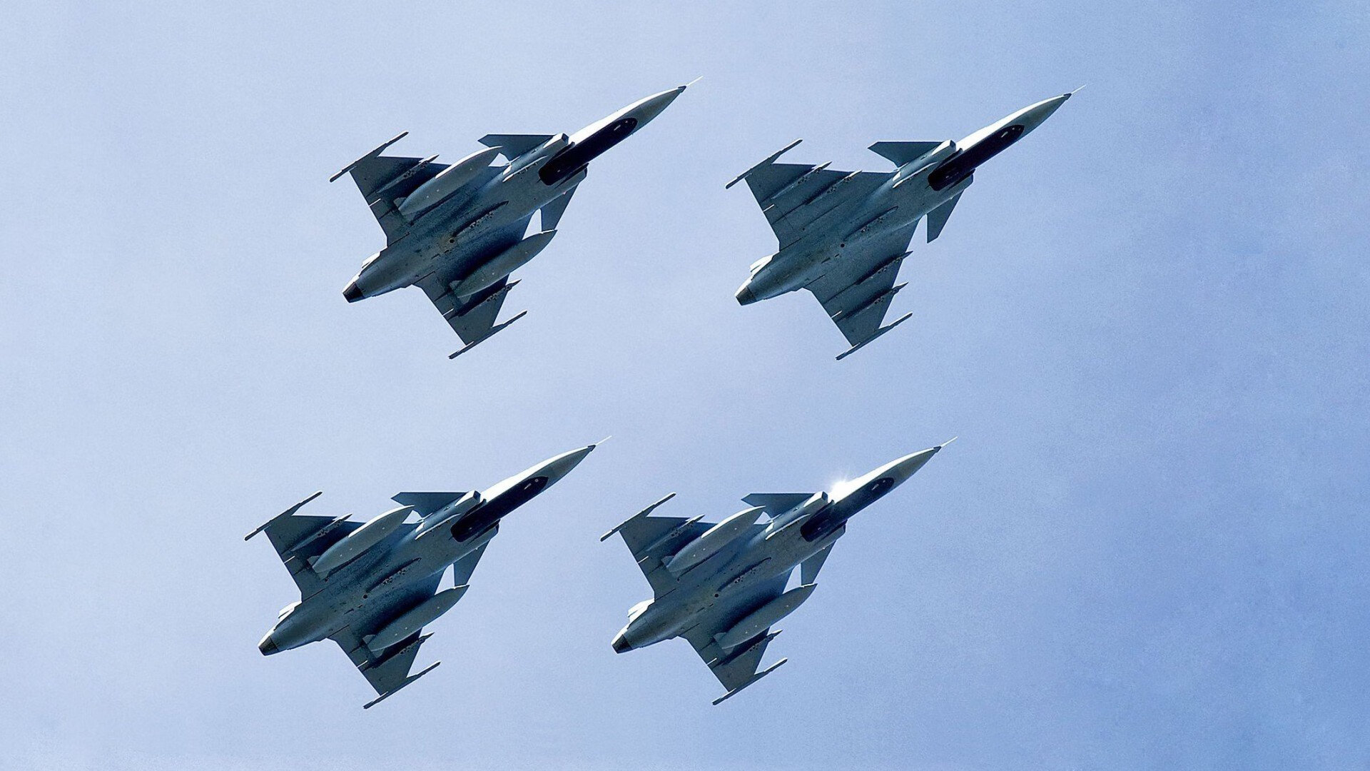 当东方遇见西方,詹姆斯跨越大洋的制胜一击,篮网险胜深圳背后的唯一性碰撞