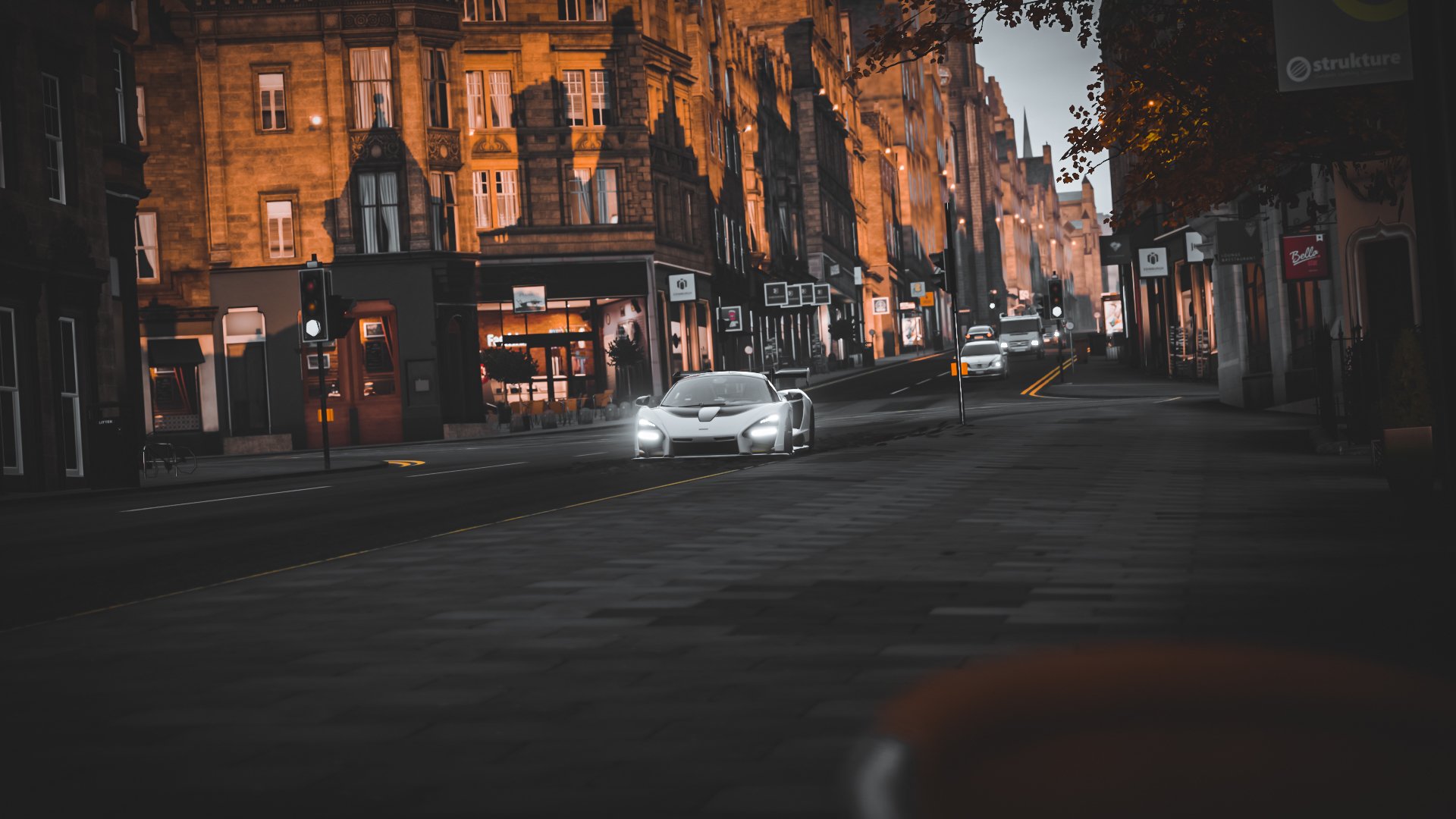 红与紫的夜，布鲁诺如何在F1揭幕战中点亮巴林